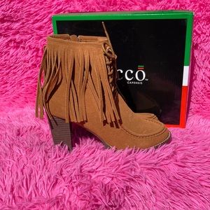 Bucco Maddasyn faux suede fringed lined boots NWT size 9